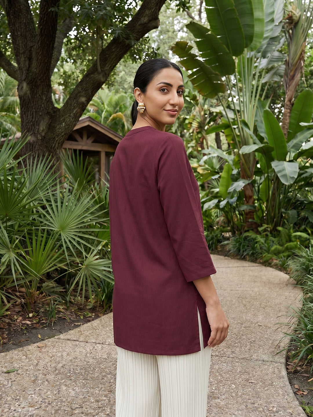 ISHINNAVIW30MAROON