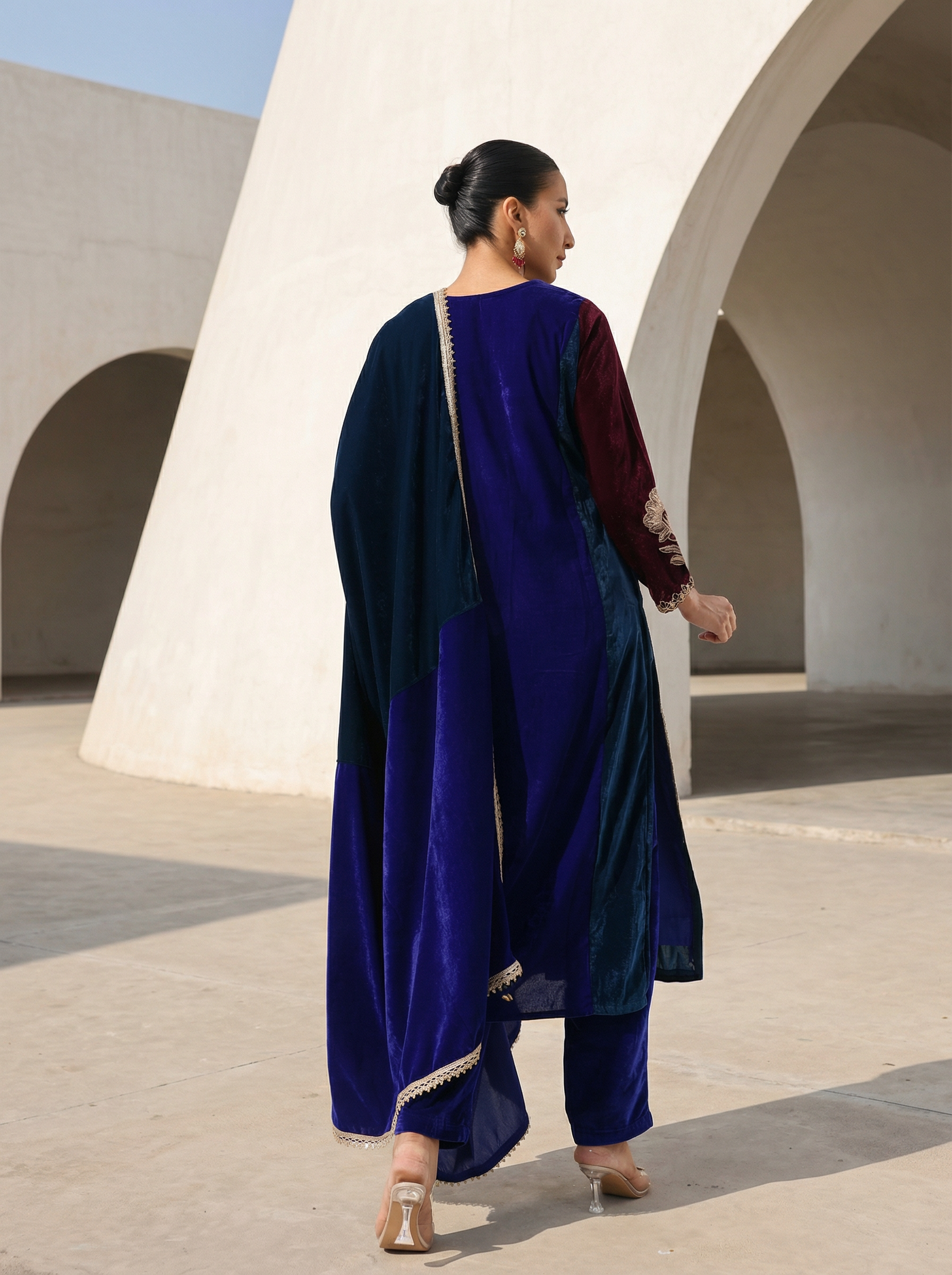 Rich Royal Blue Velvet Straight Kurta Set