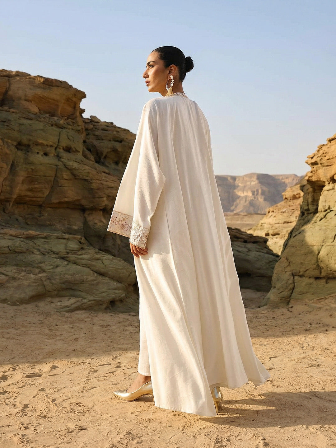 Rich Off White Relaxed Abaya