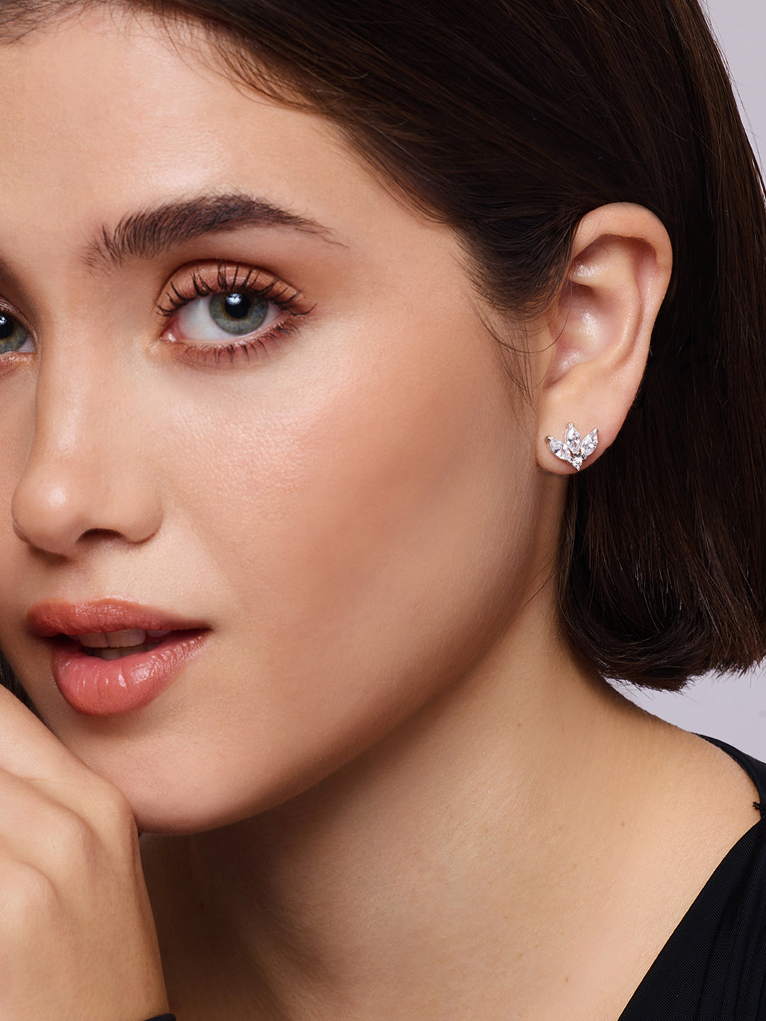 925 Silver Rodium Plated leaf Stud Earring