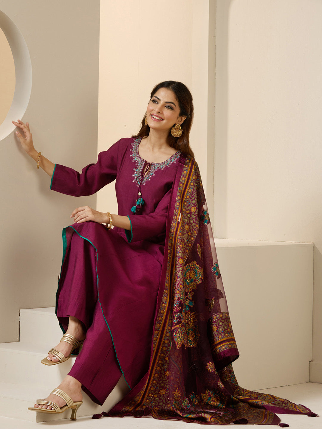 Elegant Purple Viscose rayon Tieup Neckline Aline kurta set with rich brasso dupatta