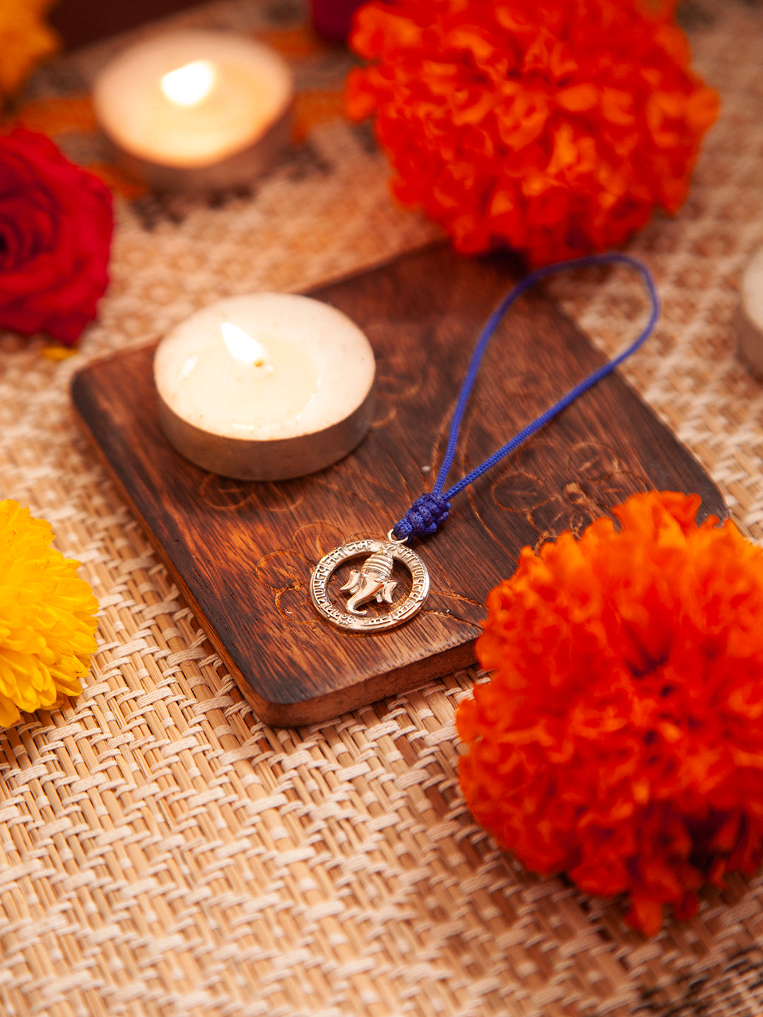 925 Silver White Colour Silver Plated Rakhi