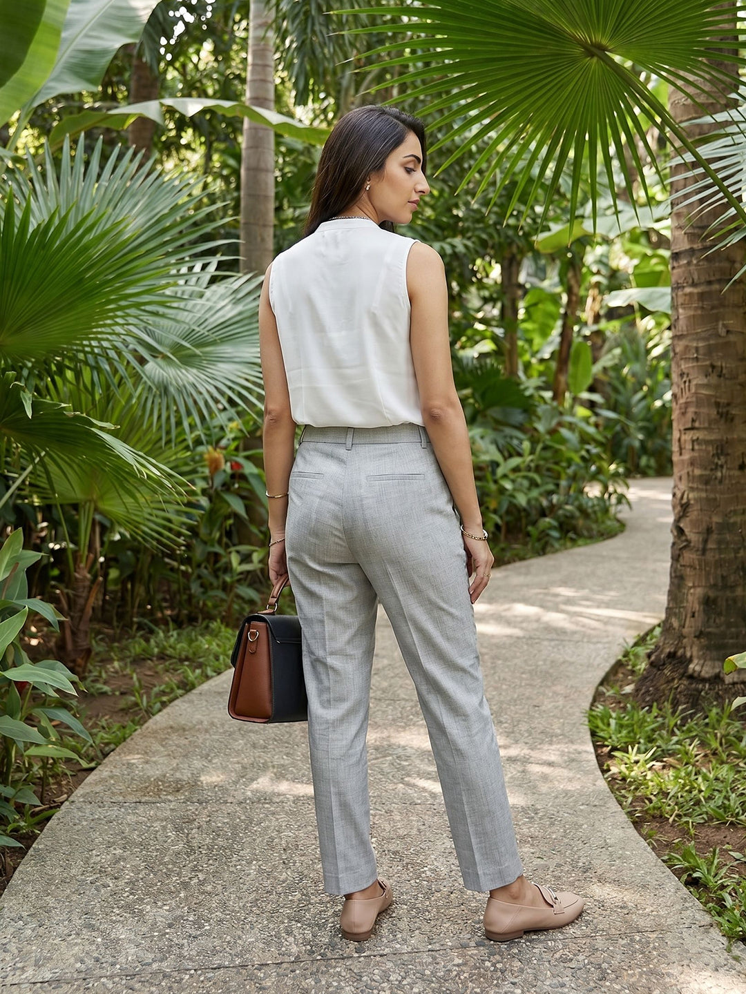 ISHINNAVIT37GREY