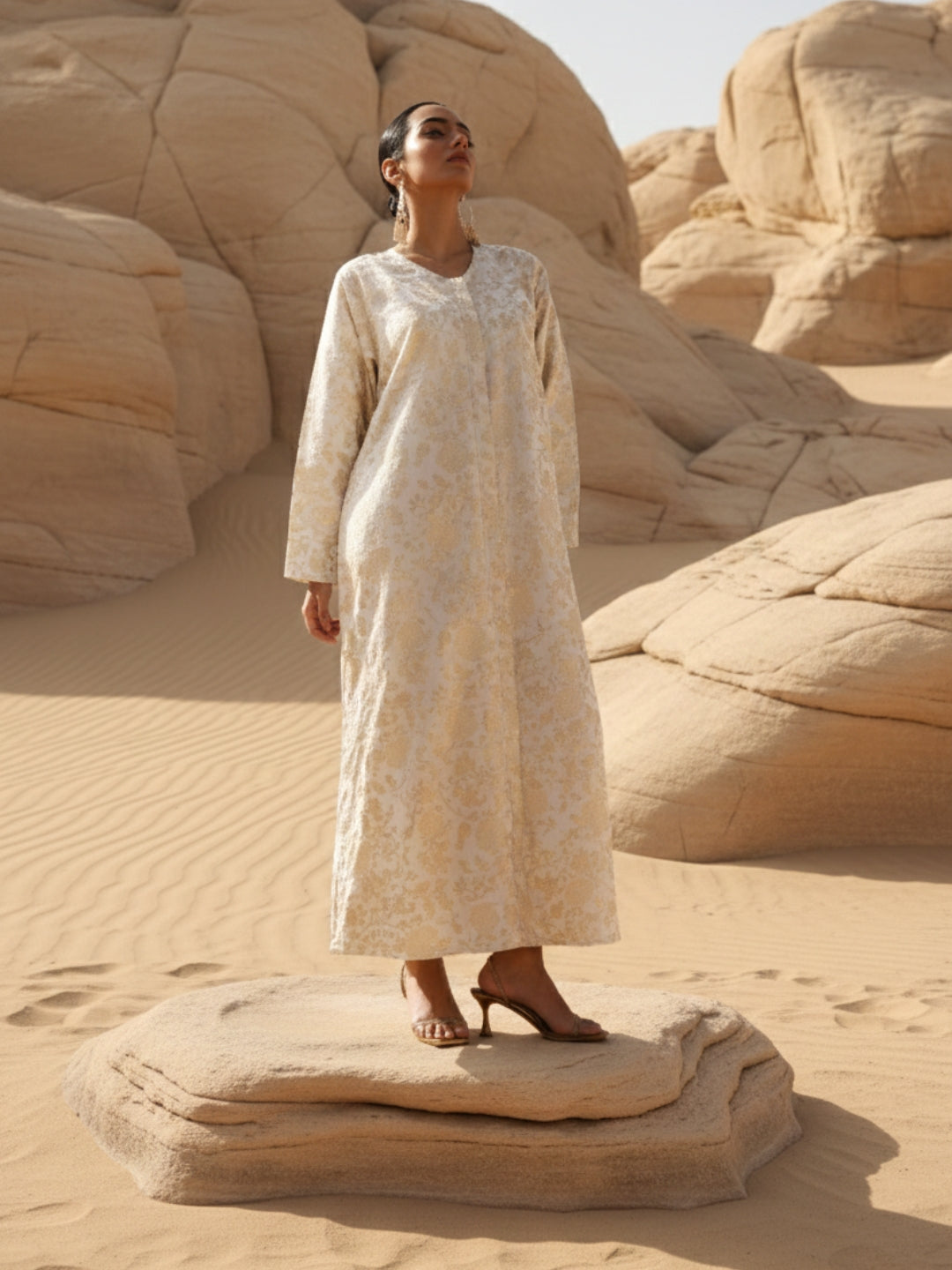 Rich White Relaxed Abaya with Hijab in Crinckle Cotton