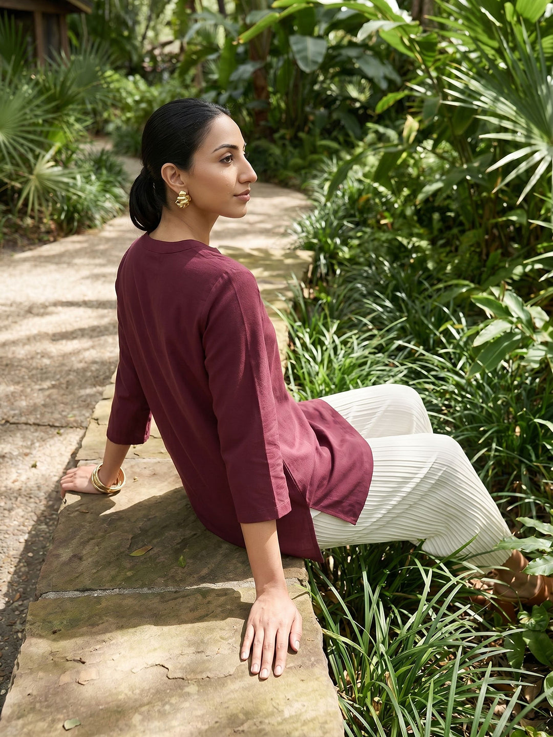 ISHINNAVIW30MAROON