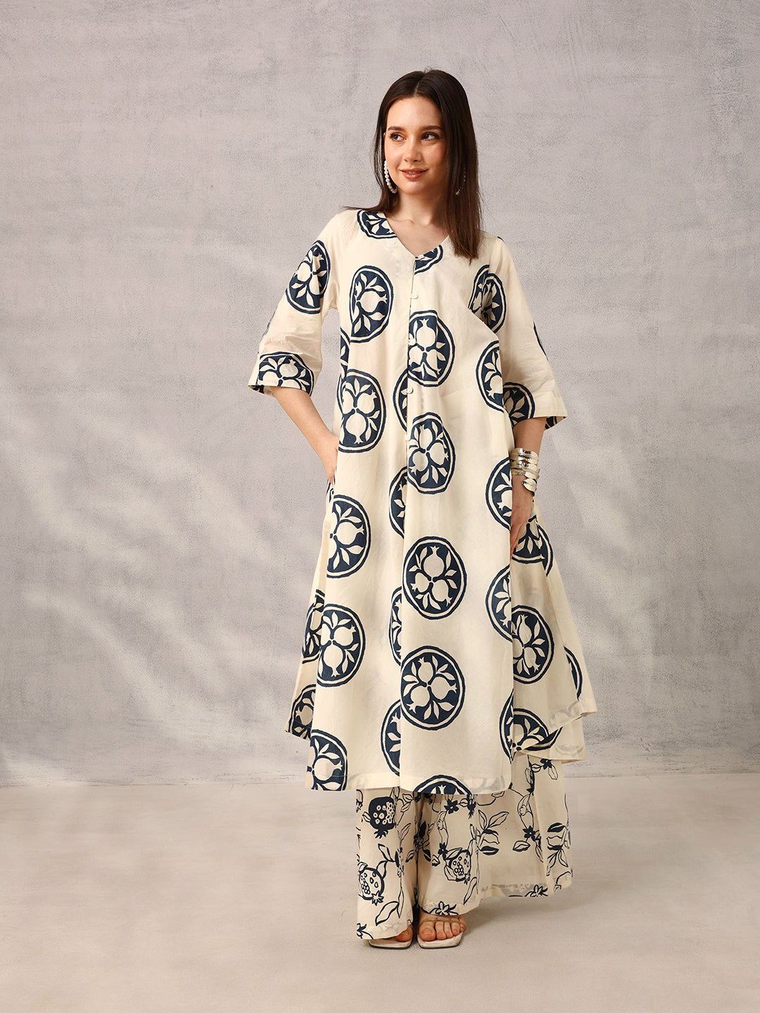 Ishin Off White  & Navy Relaxed Fit Workwear Printed Kurta with Palazzo