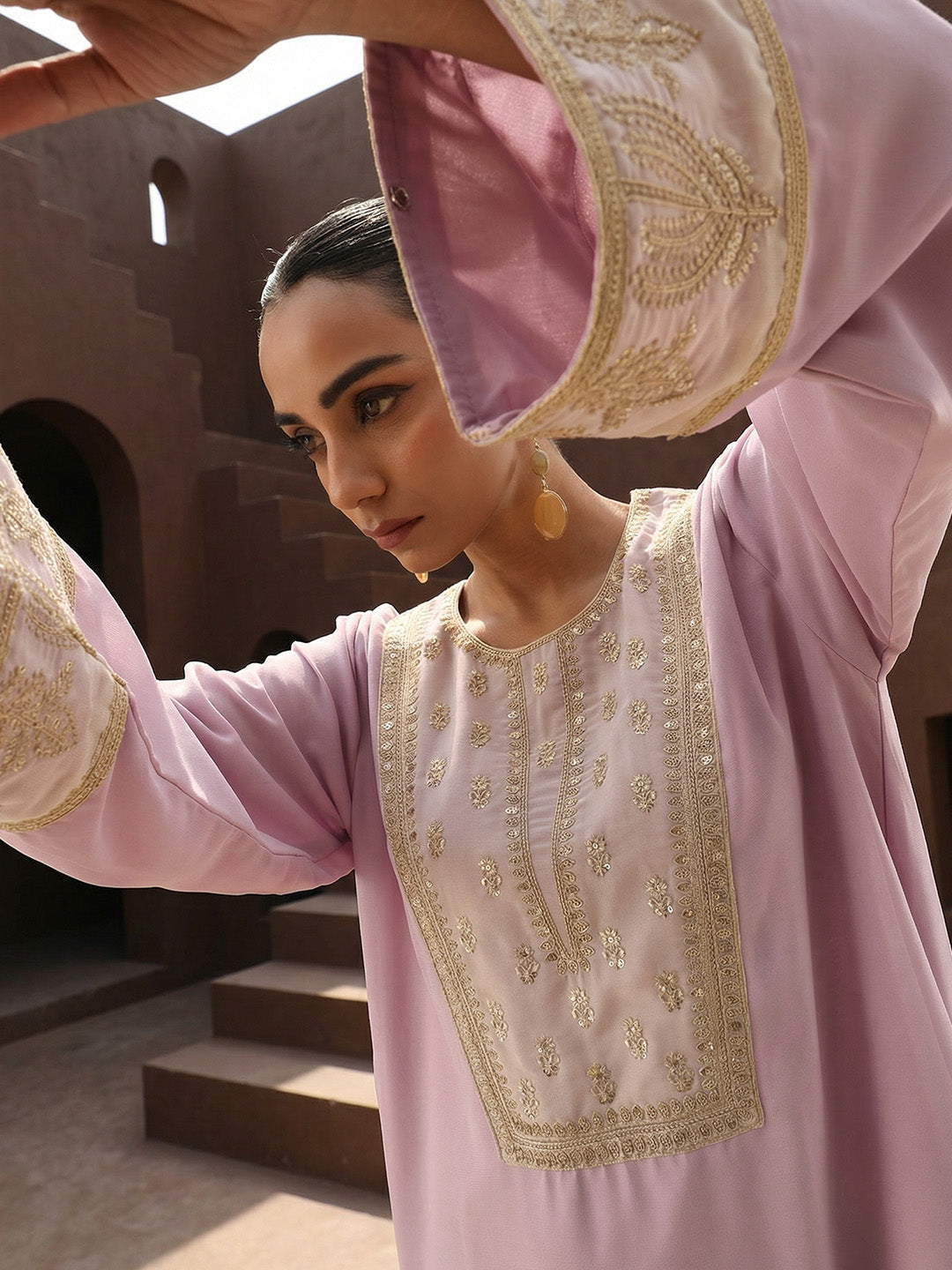 Rich Embroidered Woven Lilac Abaya