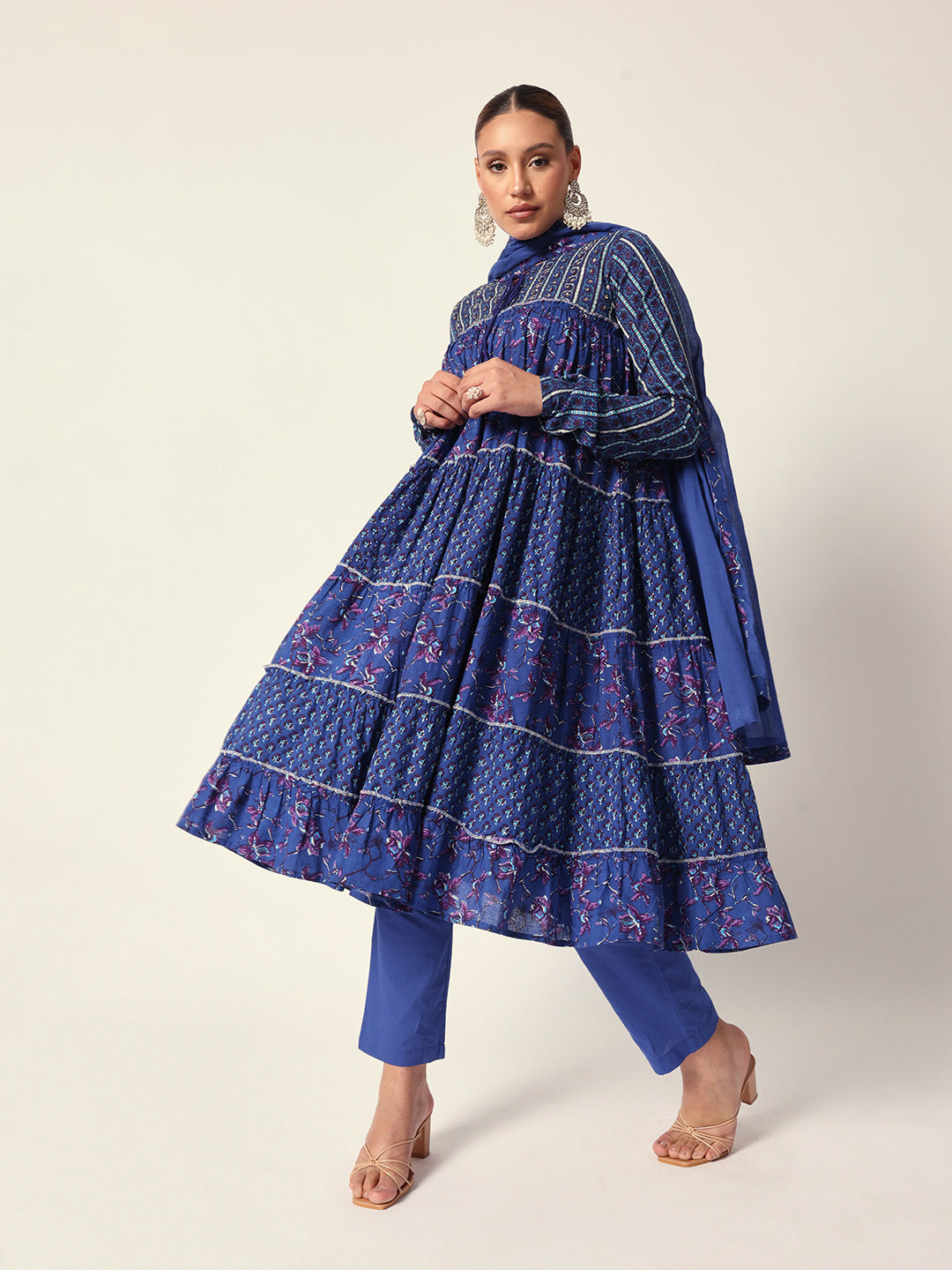 Graceful Blue Cotton floral printed tiered fit kurta set with dupatta