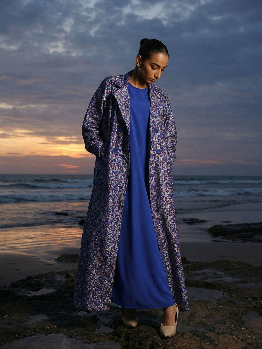 Rich Royal Blue Relaxed Abaya With Hijab