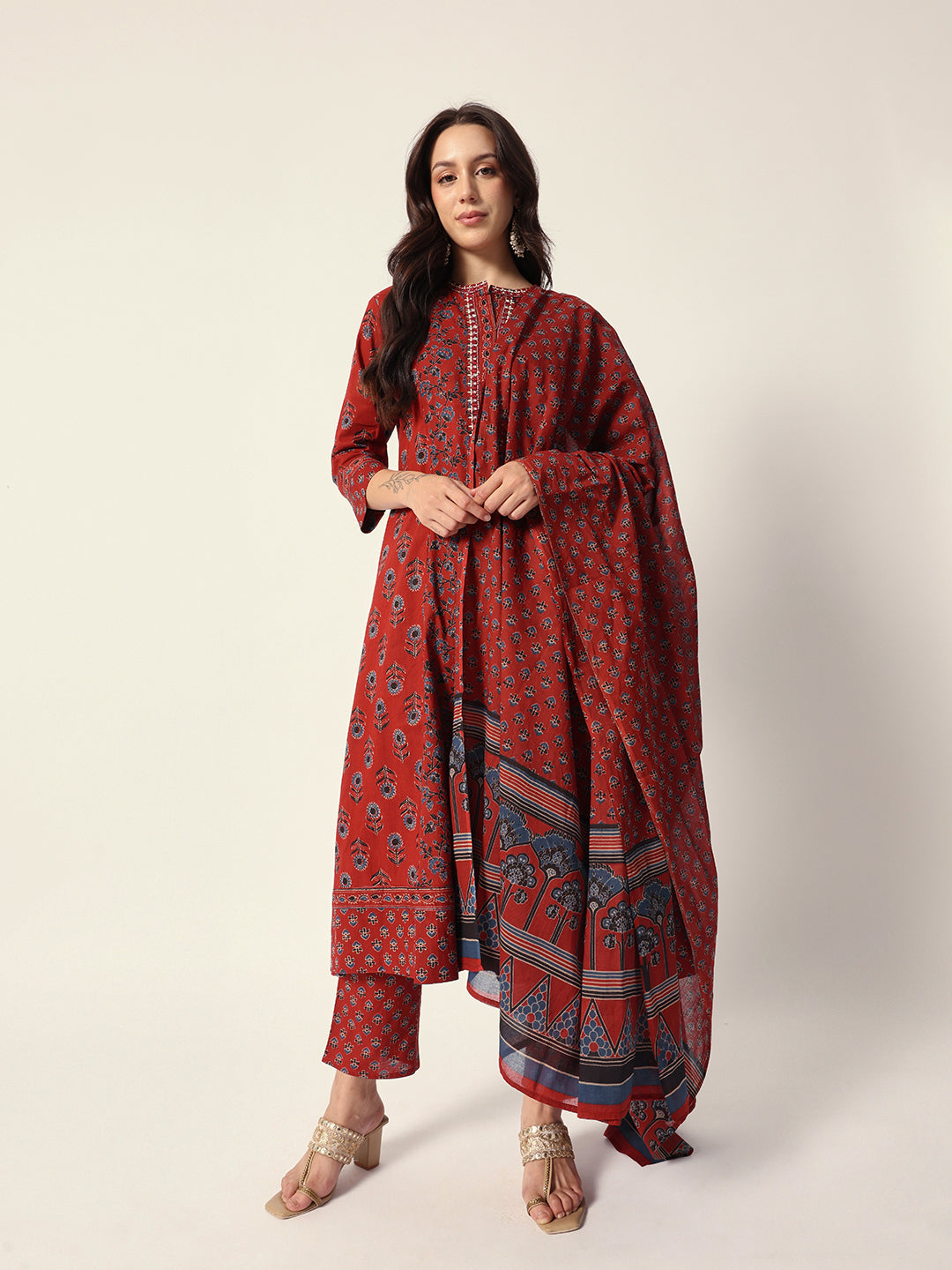 Comfy Red Cotton floral printed Aline Fit kurta set with dupatta