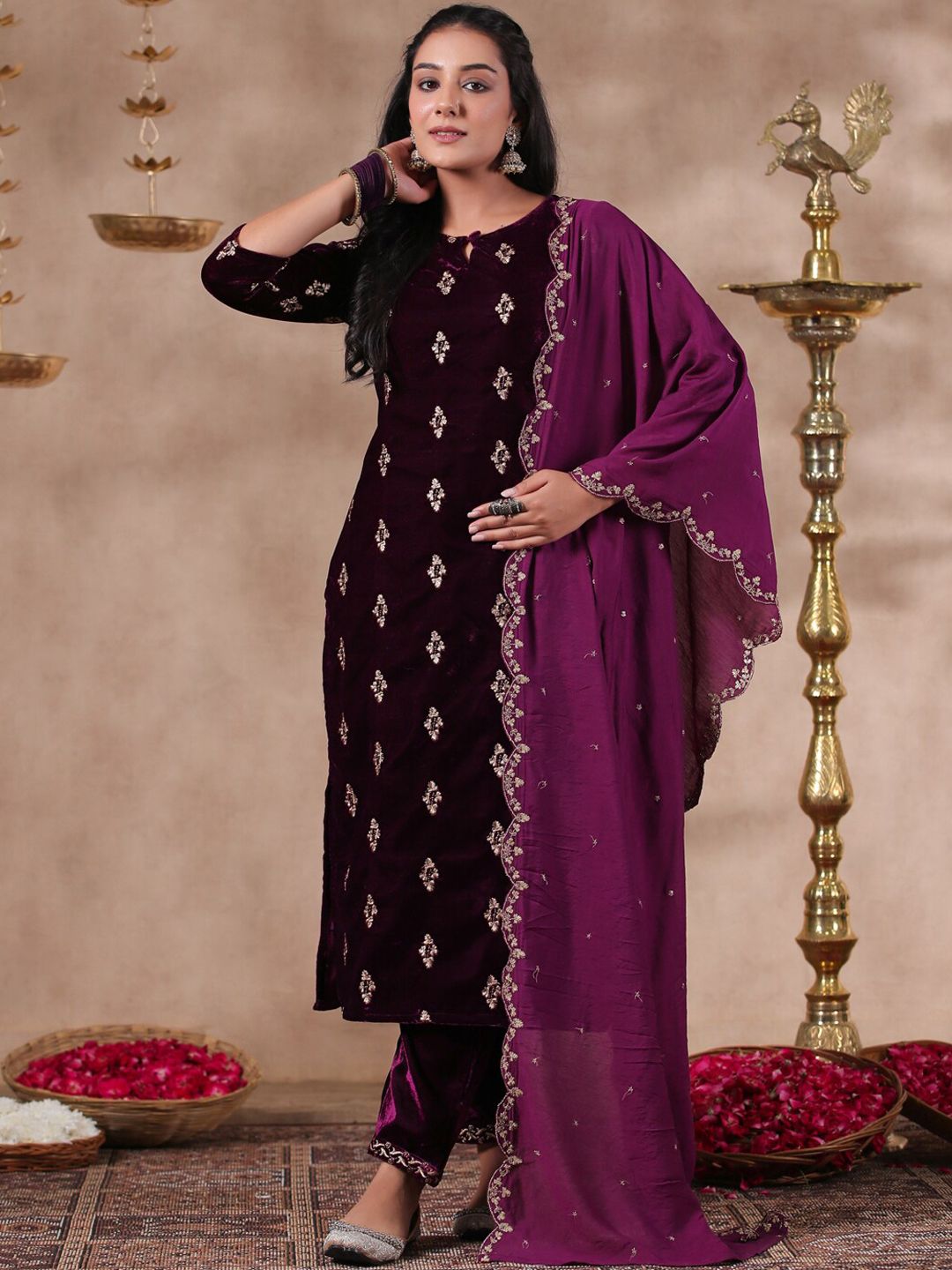 Purple Velvet Zari Embroidered Kurta With Straight Bottom And Sheer Scalloped Lace Dupatta
