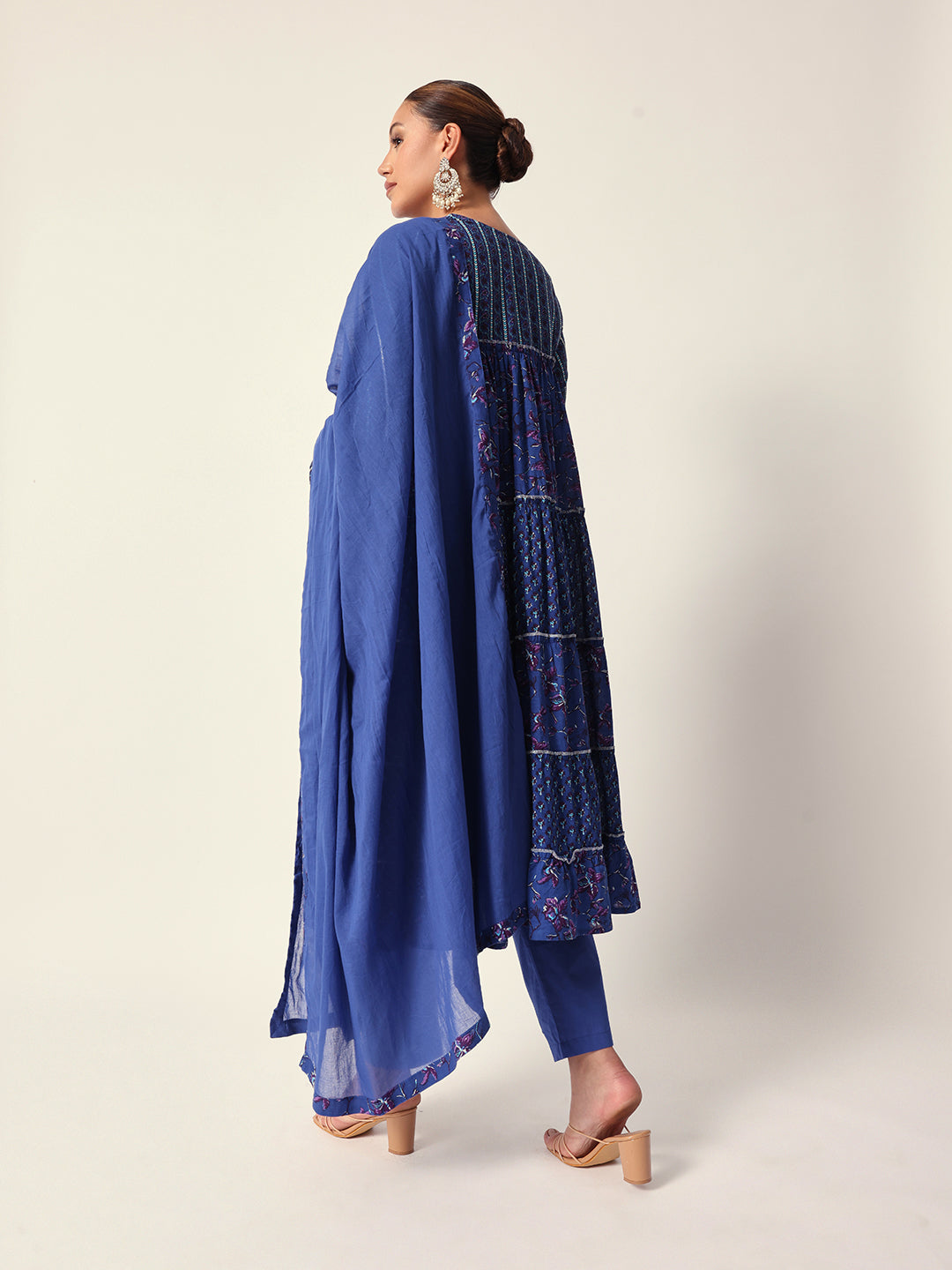 Graceful Blue Cotton floral printed tiered fit kurta set with dupatta