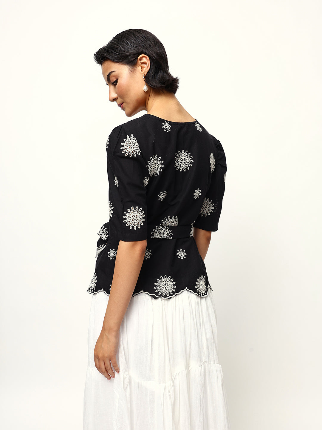 Comfy Black  Relaxed Tops