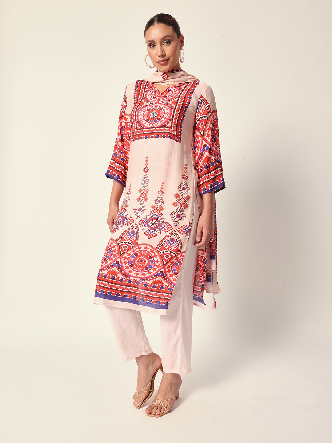 Comfy Off White cotton blend printed straight fit kurta set with dupatta