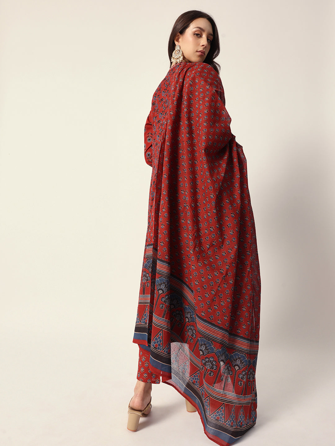 Comfy Red Cotton floral printed Aline Fit kurta set with dupatta