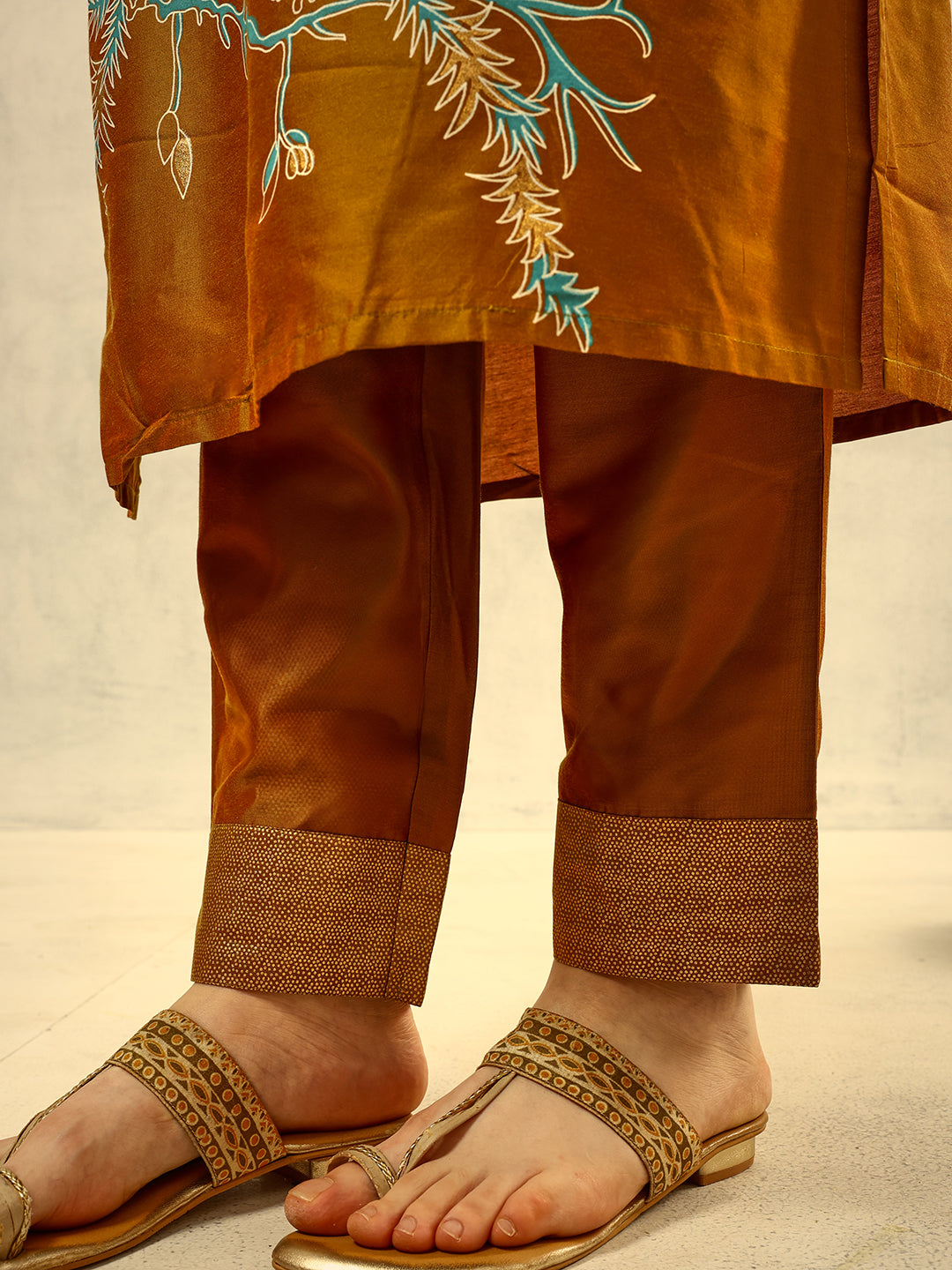 Ishin Olive Gold Foil Print Kurta with Shawl Collar & Trouser