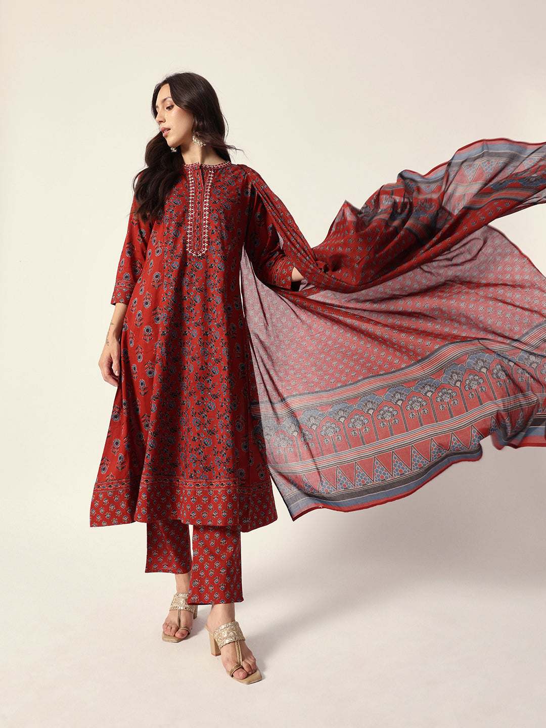 Comfy Red Cotton floral printed Aline Fit kurta set with dupatta