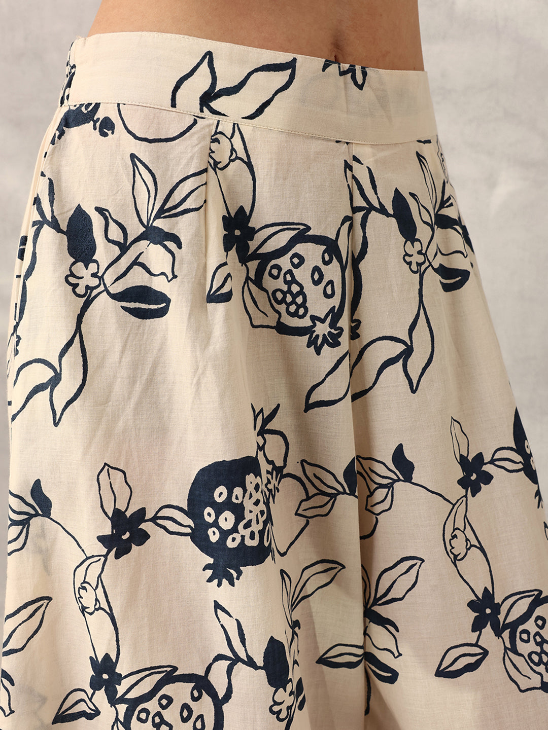 Ishin Off White  & Navy Relaxed Fit Workwear Printed Kurta with Palazzo