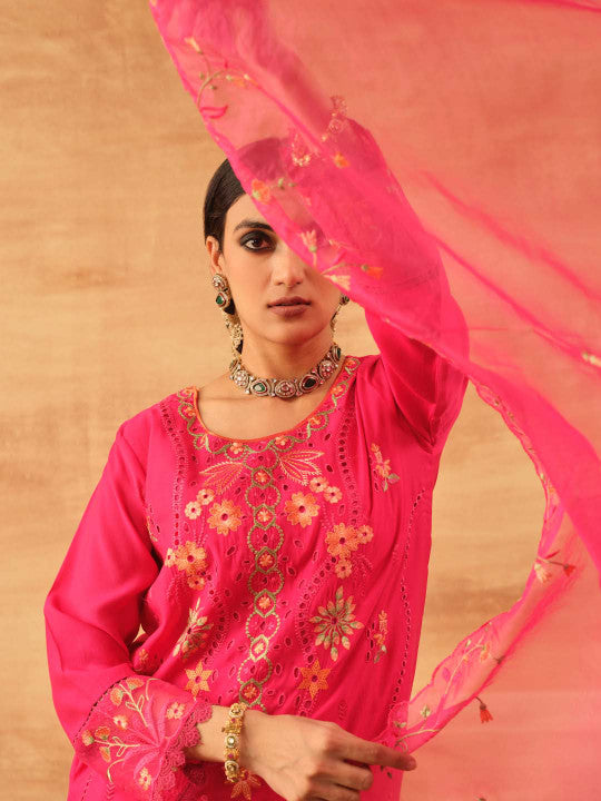 Ishin Women Pink Roman Silk 3Pcs Kurta Set