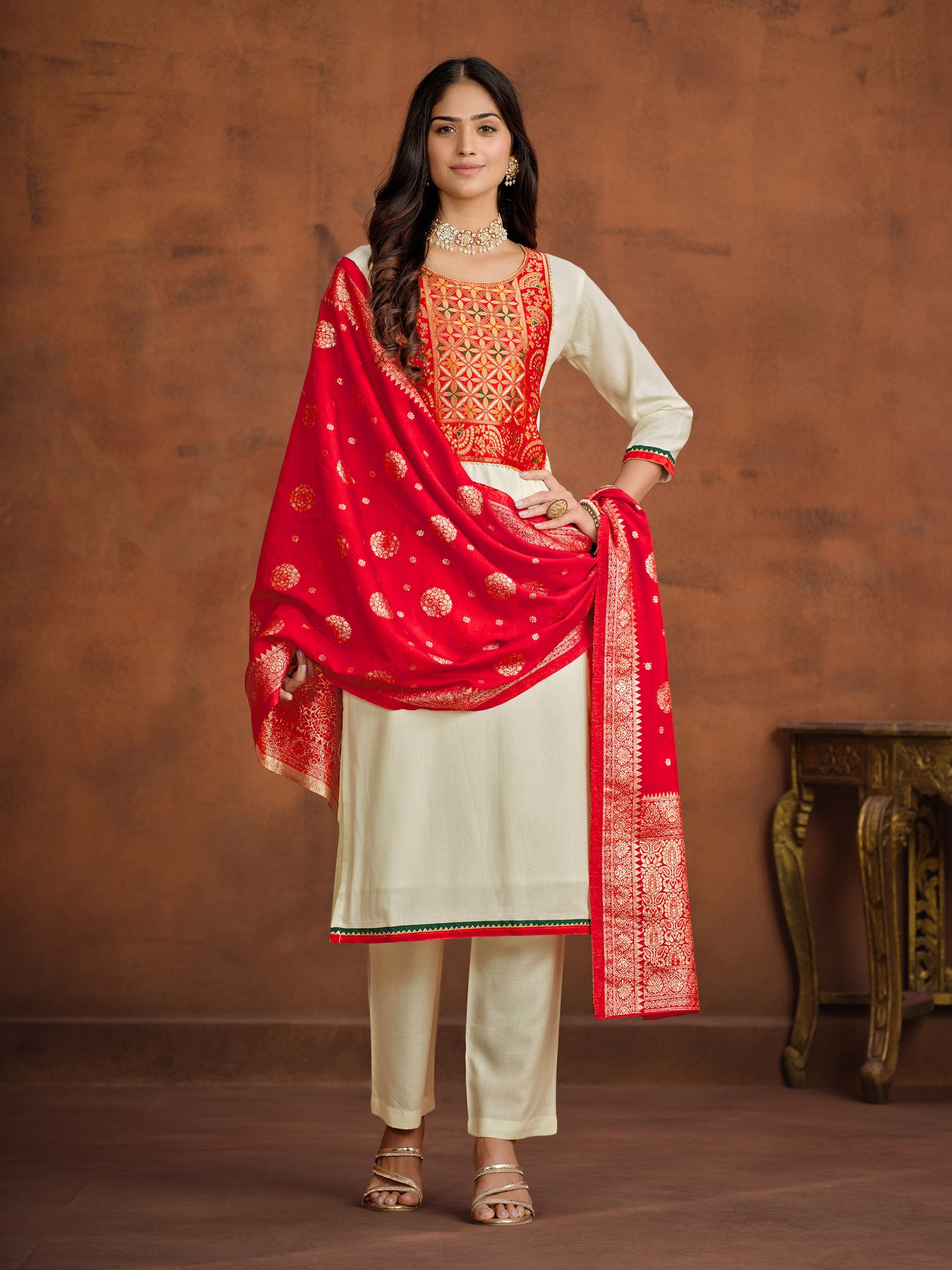 Woven Design Round Neck  Zari Straight Kurta with Trousers & Dupatta