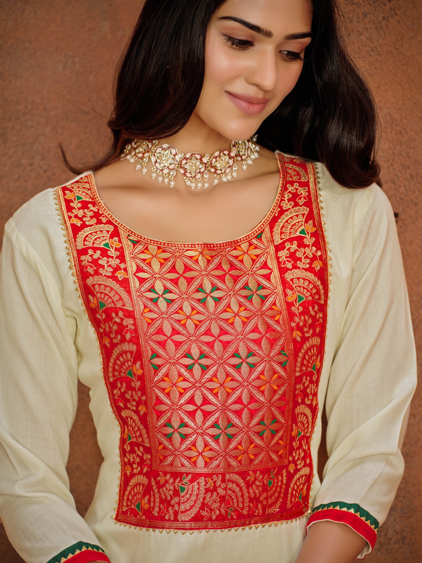 Woven Design Round Neck  Zari Straight Kurta with Trousers & Dupatta