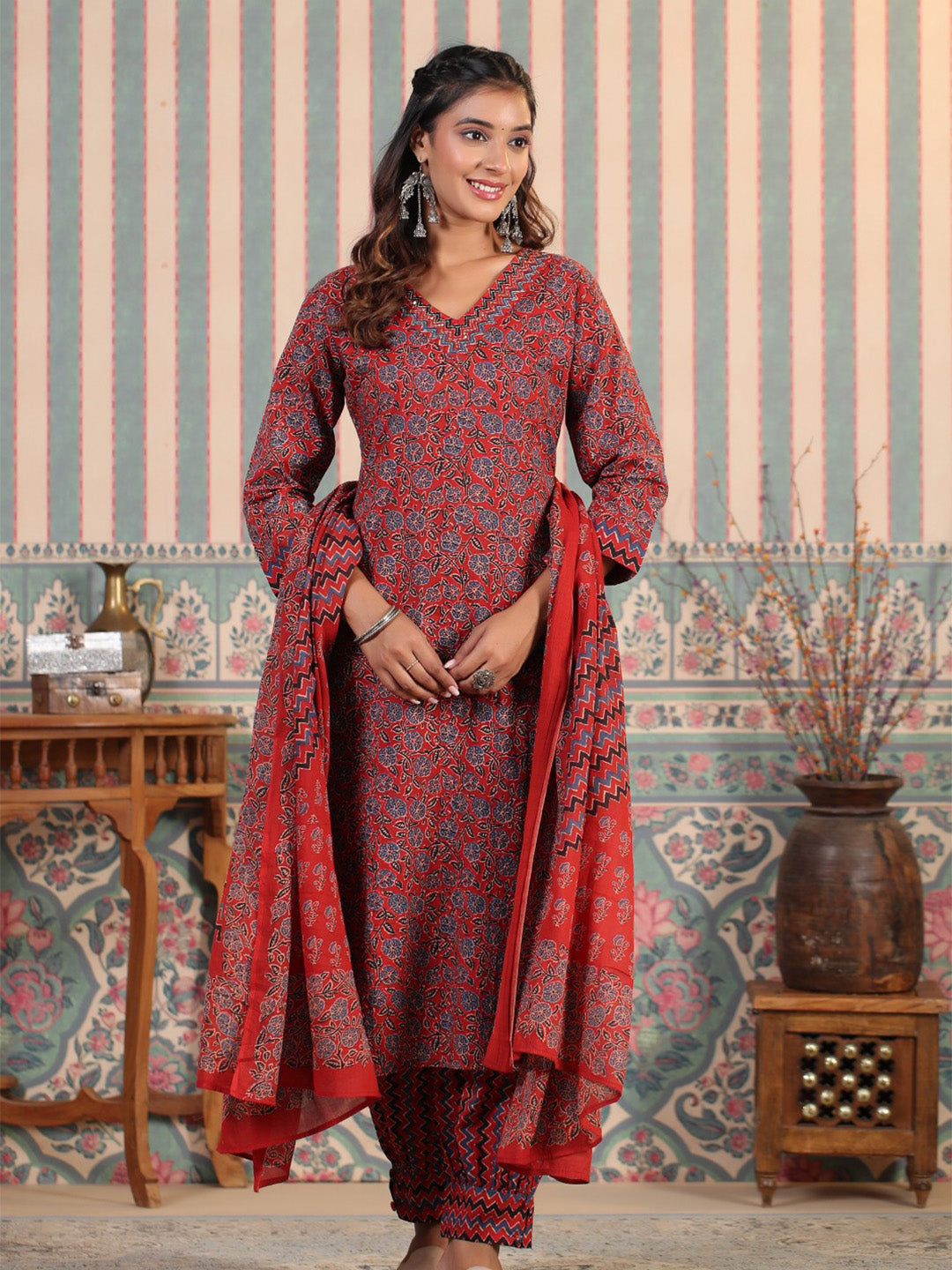 Comfy Red Cotton Floral Printed Kurta Set With Afghani Bottom And Soft Cotton Dupatta
