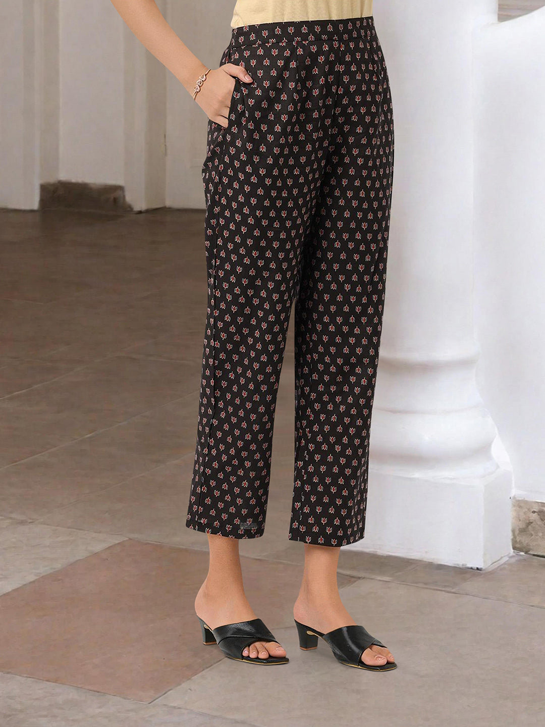 Comfy Black Pure Cotton Ajrakh Print Straight fit  kurta set with dupatta
