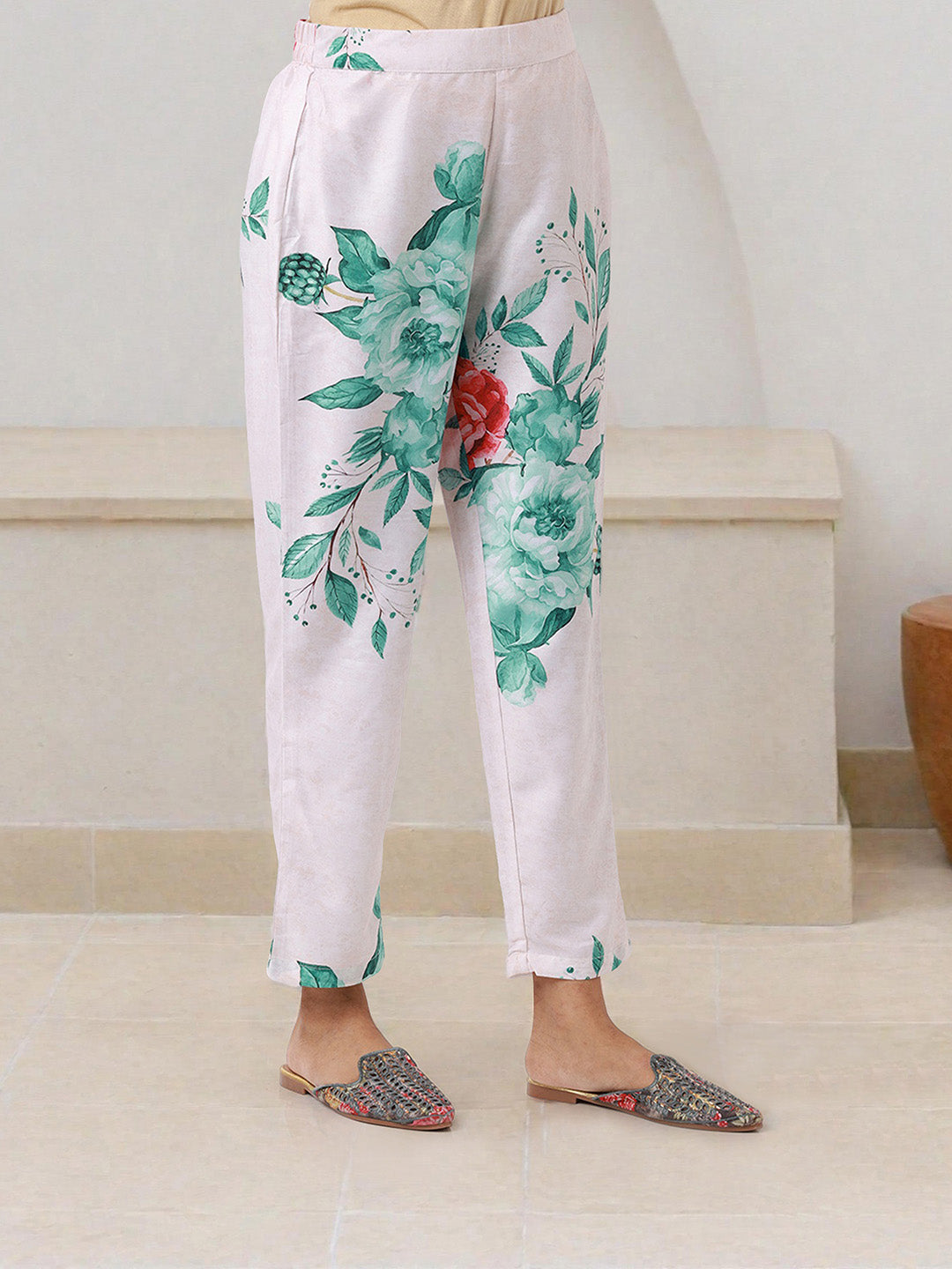 Soft Off White  Polyester Floral Printed Straight Fit Kurta Set