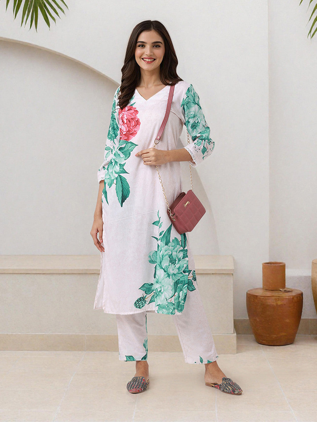 Soft Off White  Polyester Floral Printed Straight Fit Kurta Set