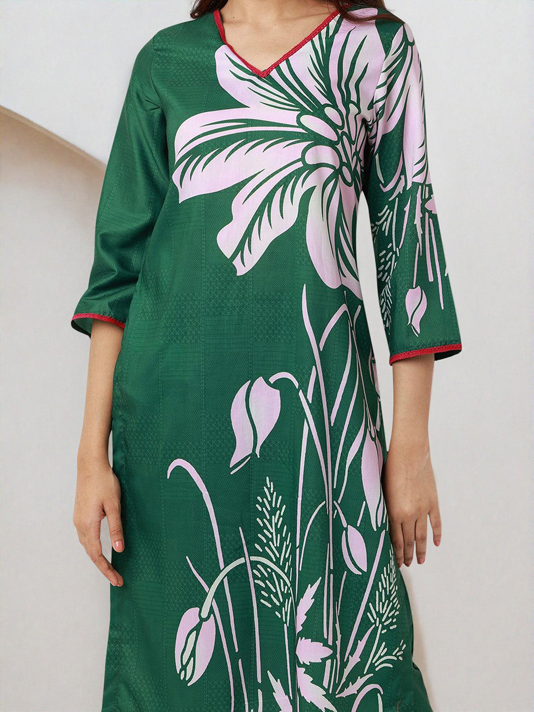 Comfy  Green Polyester Floral Printed Straight Fit Kurta Set