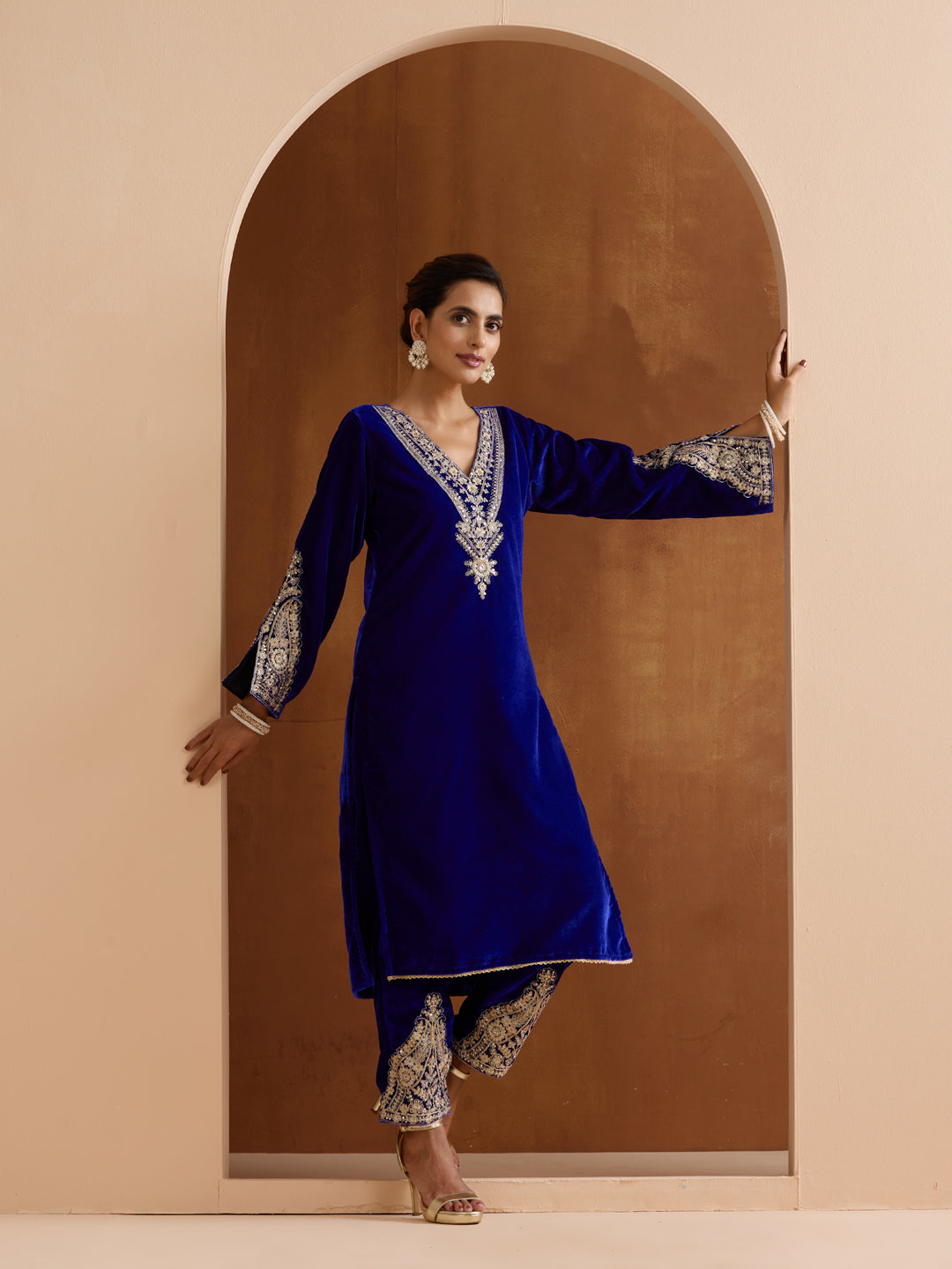 Rich Blue Velvet Embroidered Straight Kurta Set With Straight Bottom
