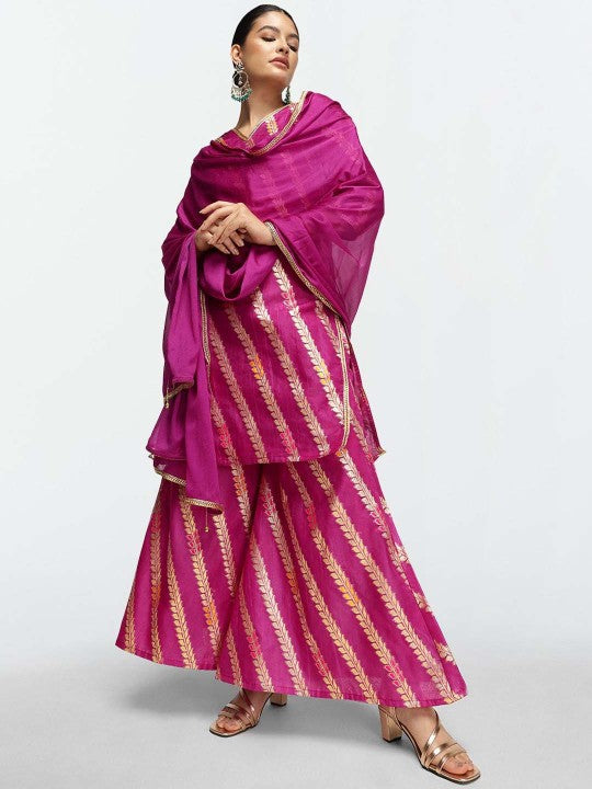 Graceful Purple Silk Blend Jacquard Straight Fit Kurta Set With Dupatta