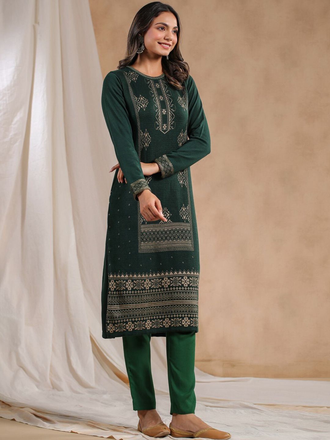 Warm Green Acrylic Ethnic Motif Printed Kurta Set With Jacquard Knitted Design And Straight Bottom