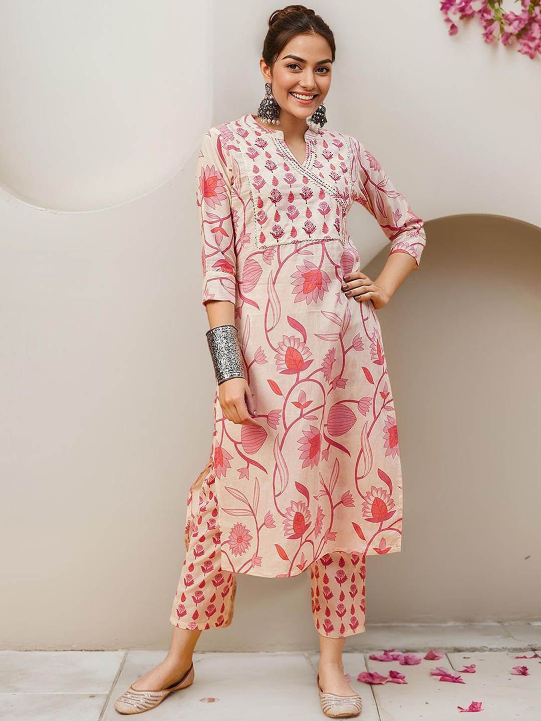 Comfy Off-White Pure Cotton Floral Printed Kurta Set With Gotta Patti Detailing And Straight Bottom