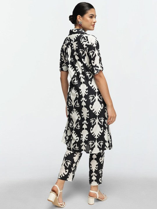 Comfy Black Cotton Printed Regular Fit Co-Ords With Lapel Collar
