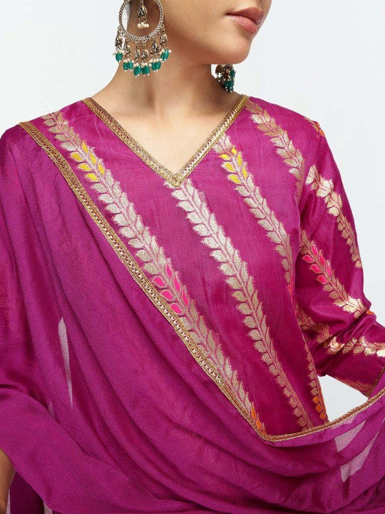 Graceful Purple Silk Blend Jacquard Straight Fit Kurta Set With Dupatta