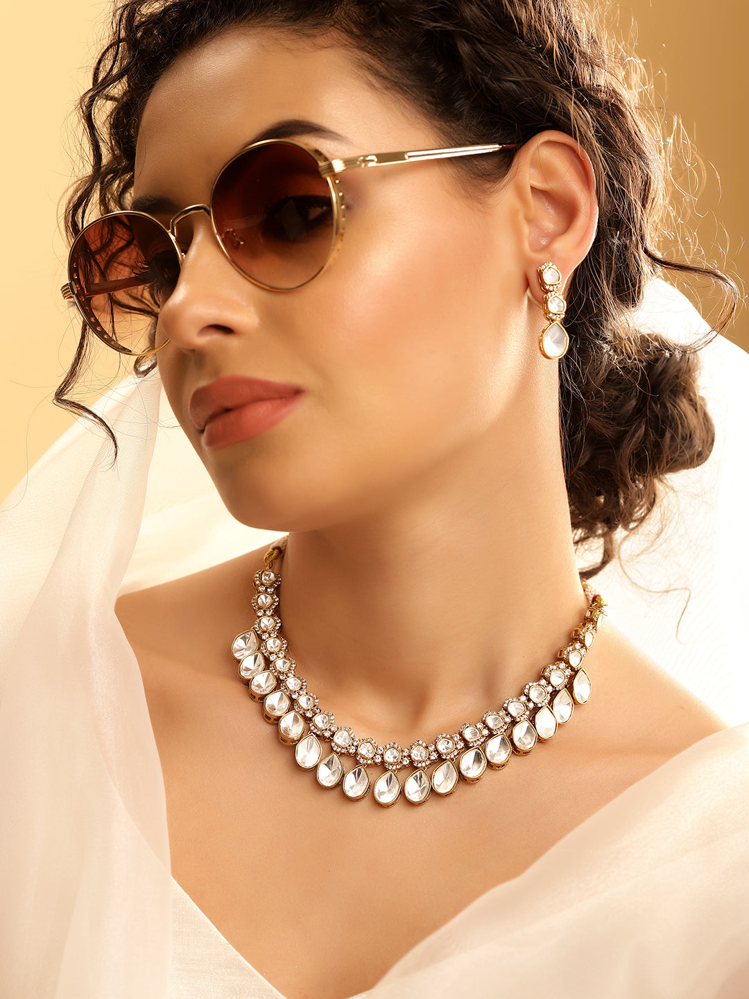 Ishin White  Colour Gold Plated Jewellery Set