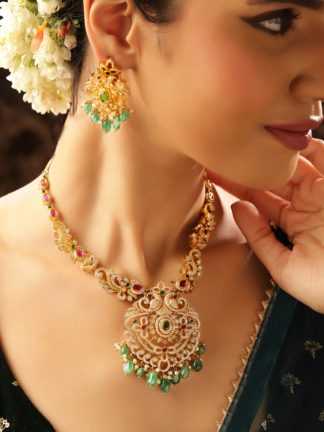 Ishin Goddess Pattern Floral Style Gold Plated Necklace and Drop Earrings Jewellery Set