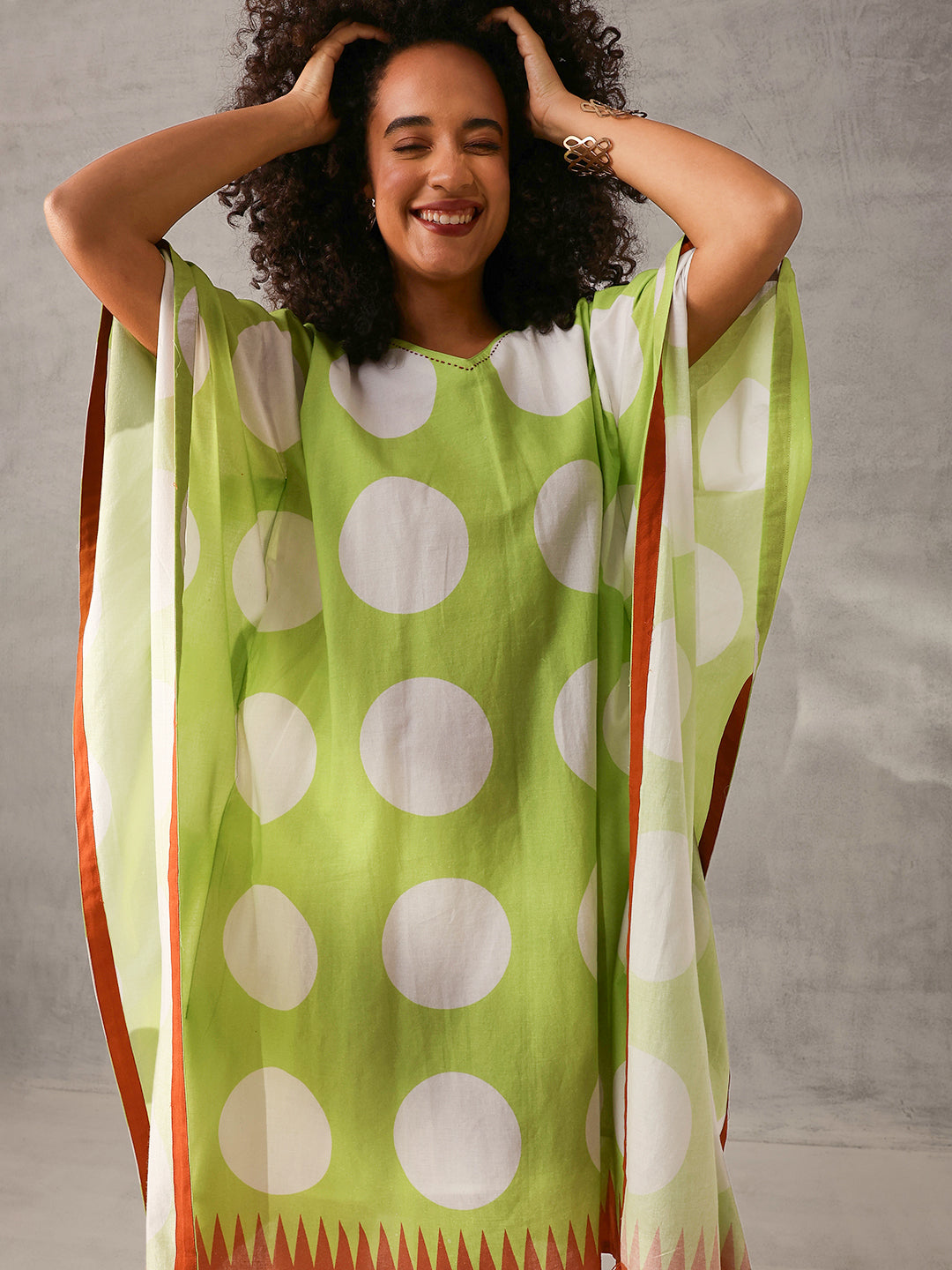 Comfy Green Cotton Printed Kaftan with tassels