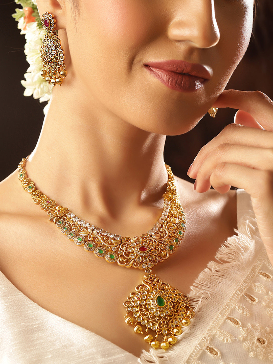 Ishin Goddess Style Gold Plated Necklace Floral style Drop earrings Jewellery Set