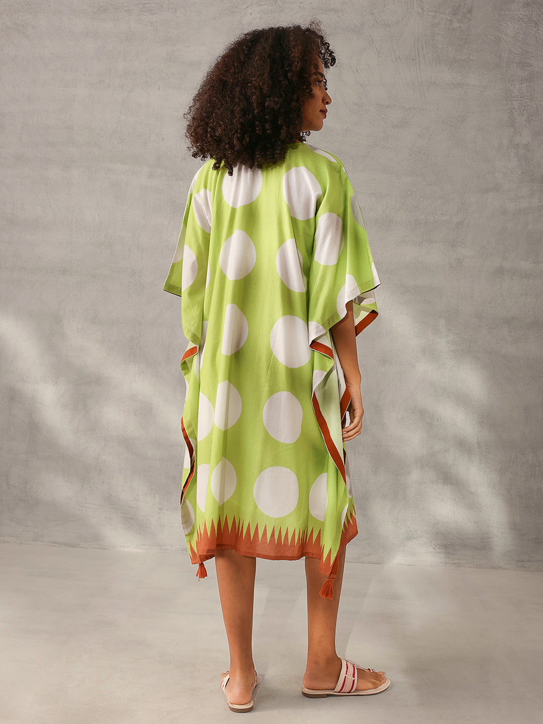 Comfy Green Cotton Printed Kaftan with tassels