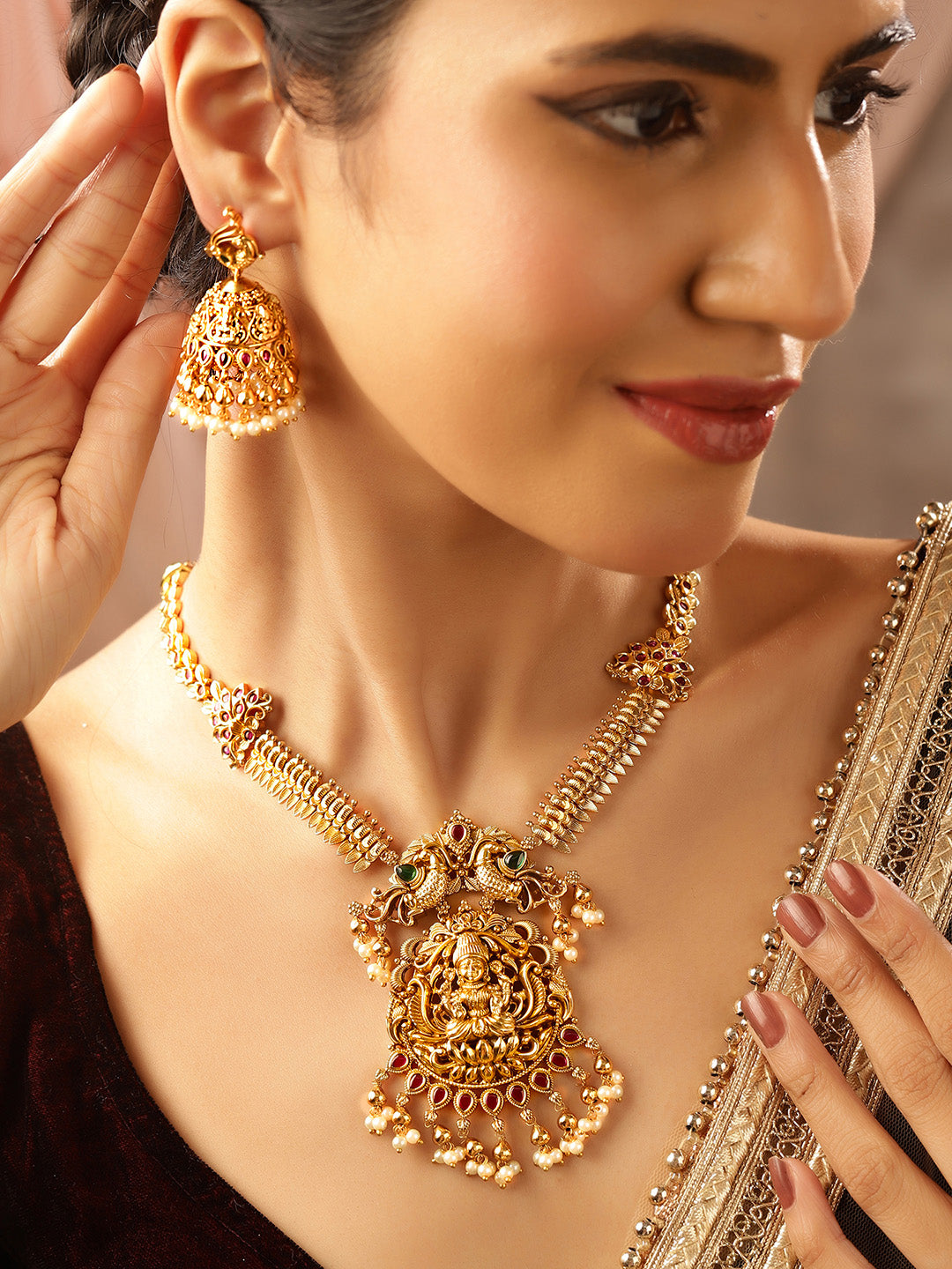 Ishin Twin Peacocks Goddess Gold Plated Necklace Drop Style Earrings Jewellery Set
