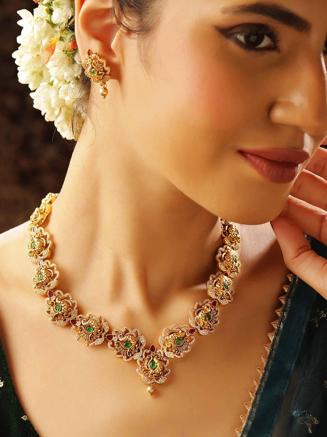 Ishin Gold Plated Goddess Pattern Temple Necklace and Drop Earrings Jewellery Set