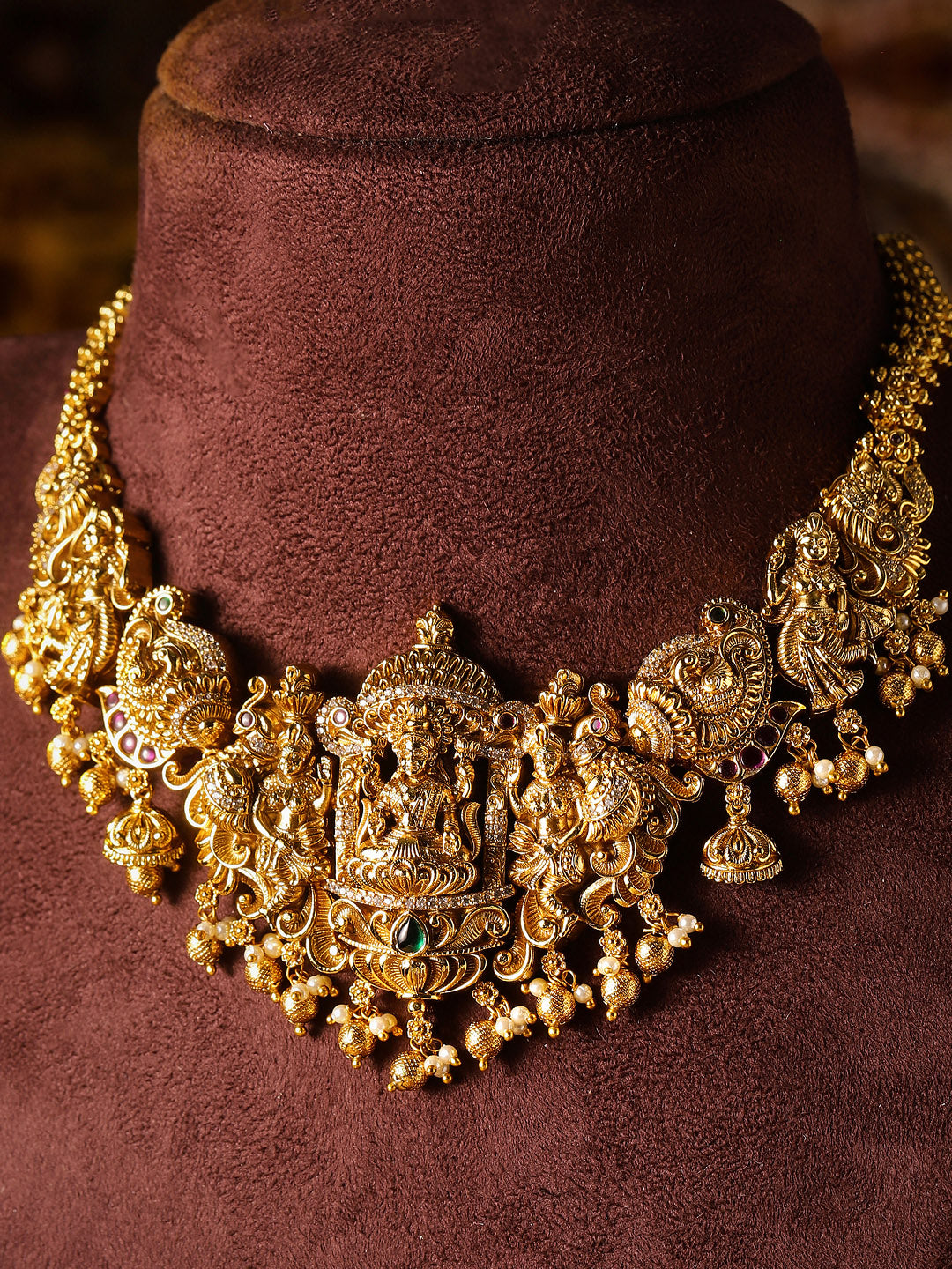 Ishin Green Stoned Goddess Pattern Pearl Beads Gold Plated Necklace and Drop Earrings Jewellery Set