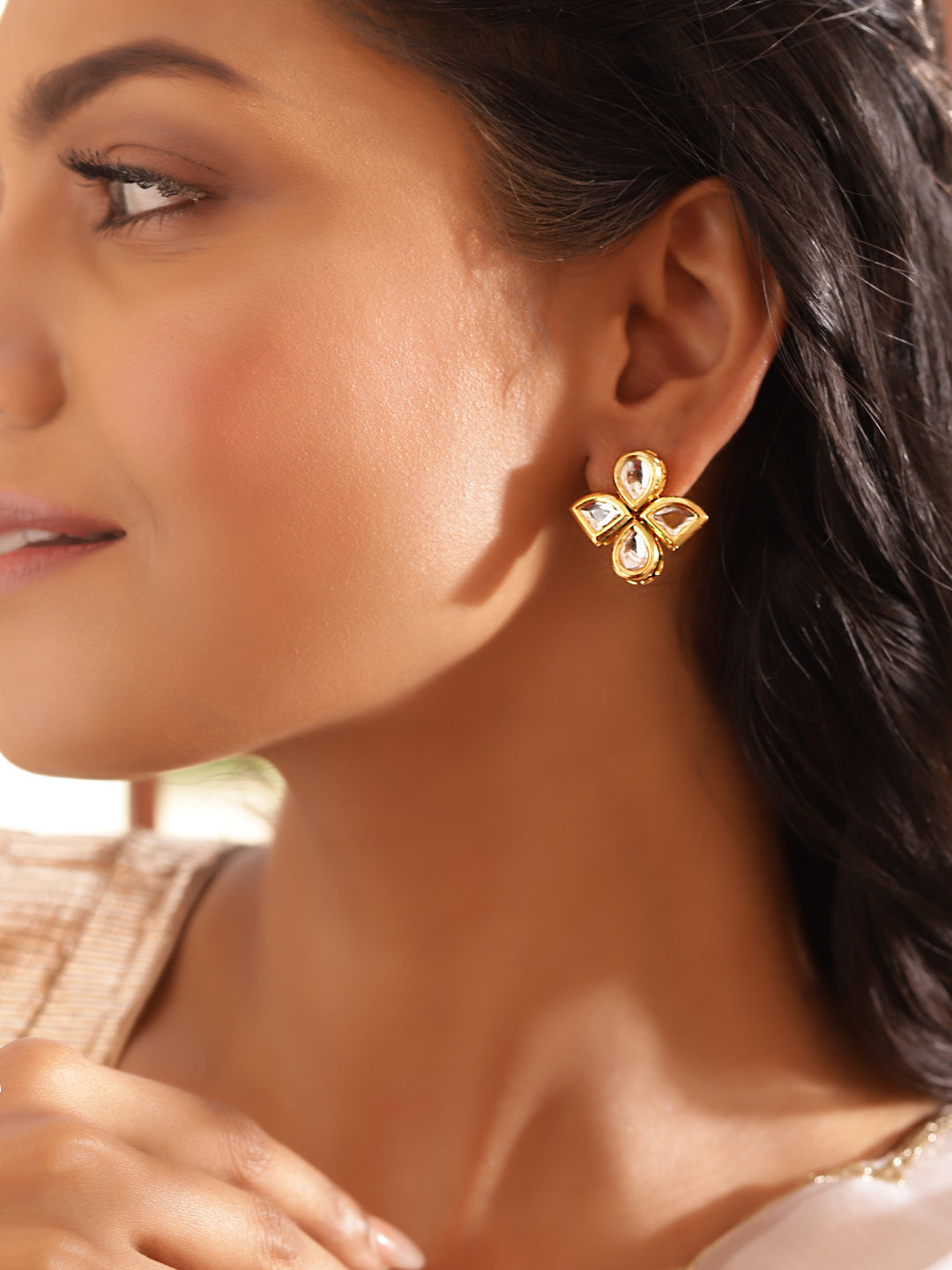 Ishin White Colour Gold plated Kundan Studs Earring