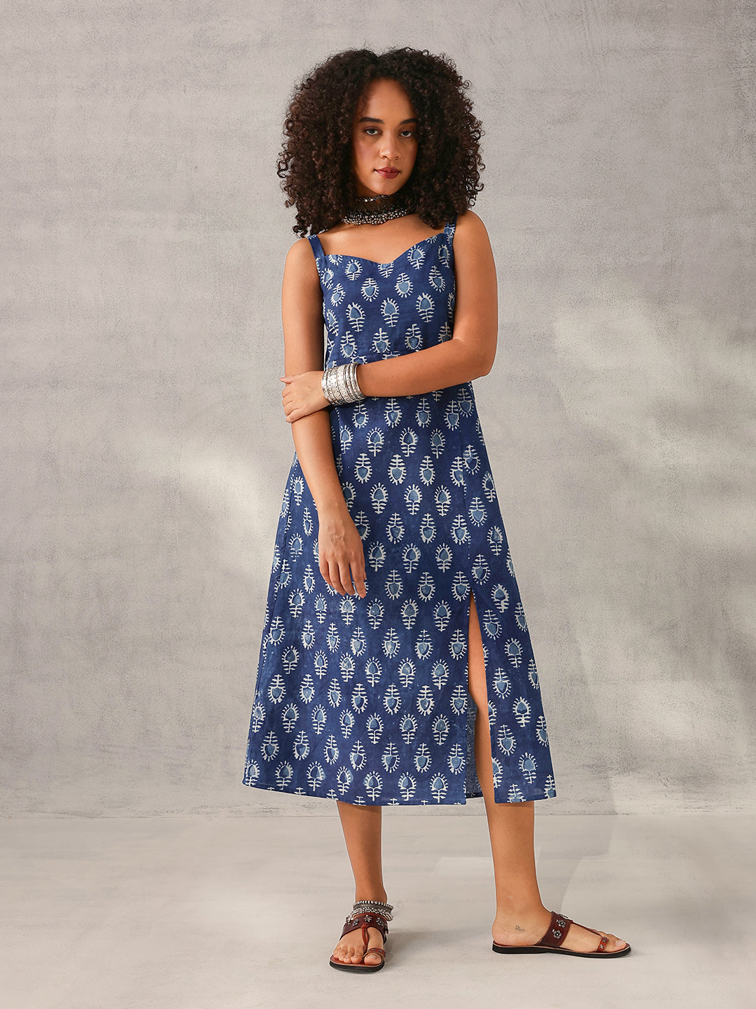 Graceful Indigo cotton Printed Regular Fit Dress