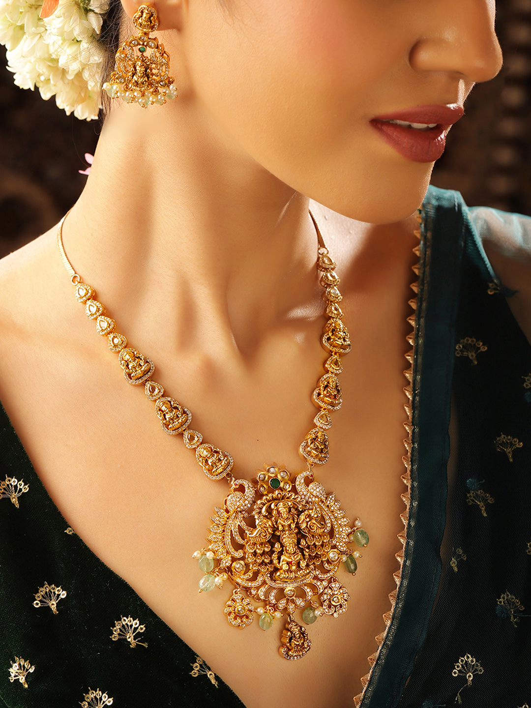 Ishin Gold Plated Goddess Elegance Pearl Haram Necklace Drop Earrings Jewellery Set