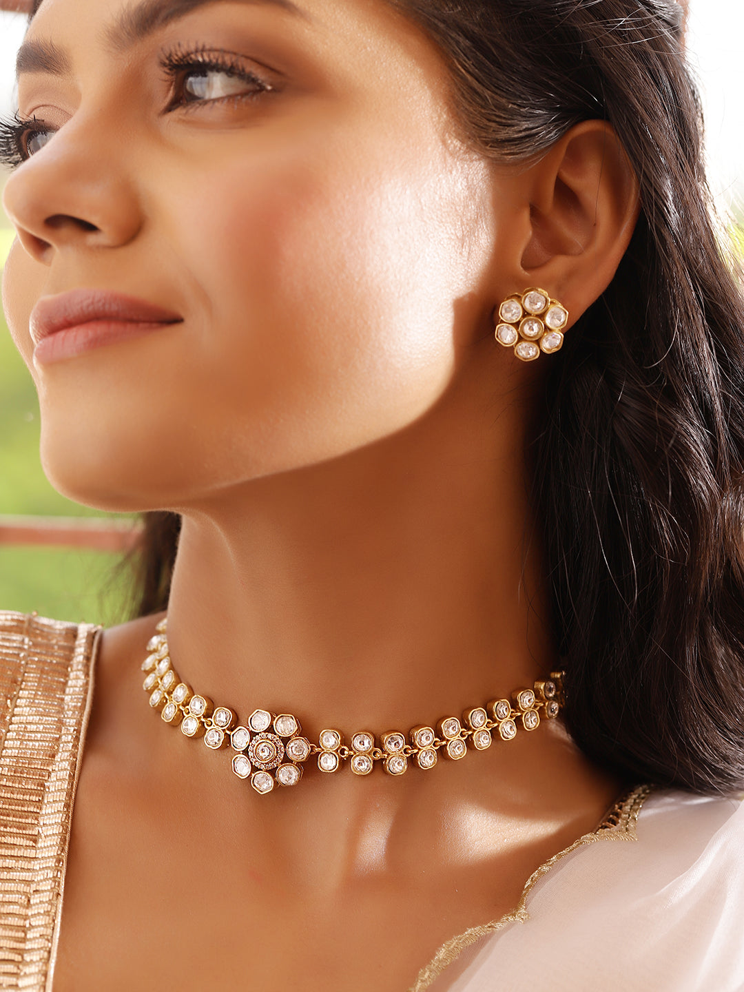 Ishin White Colour Gold Plated Artificial Stones And Beads Jewellery Set