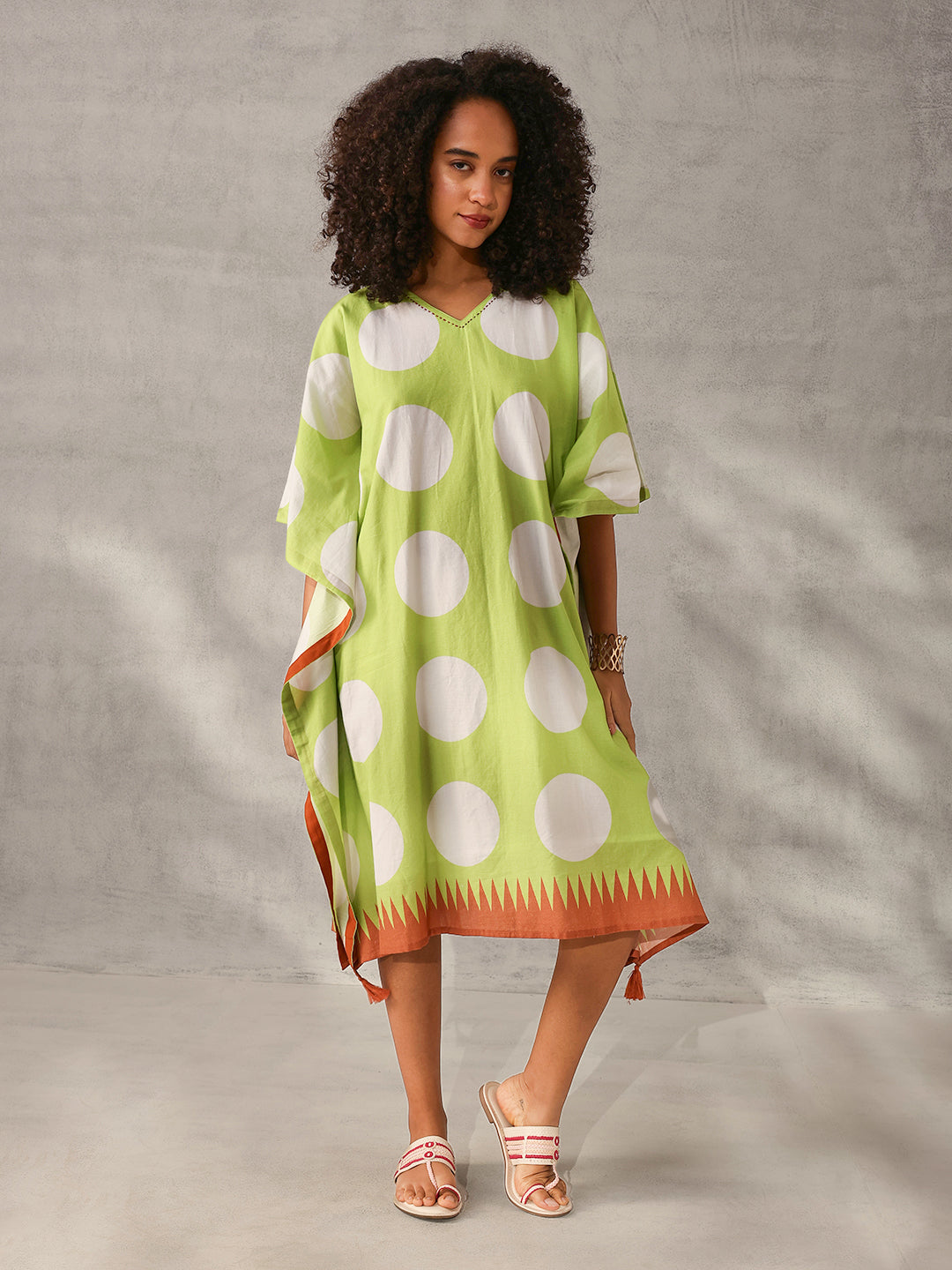 Comfy Green Cotton Printed Kaftan with tassels
