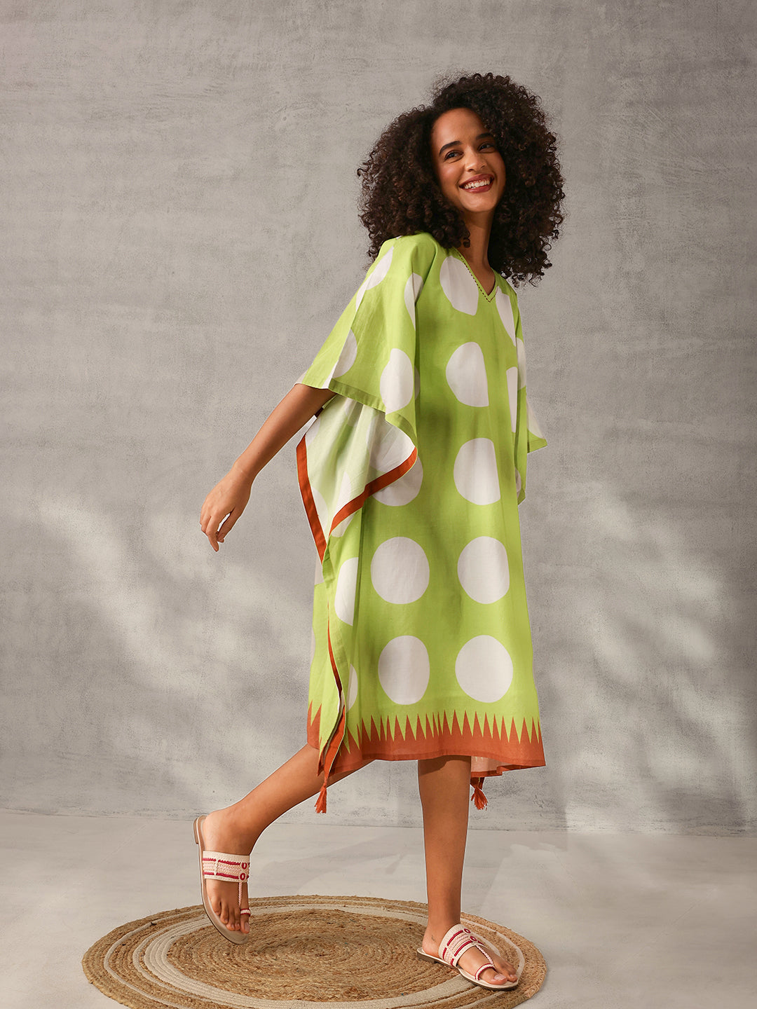 Comfy Green Cotton Printed Kaftan with tassels